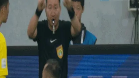 津门虎力克新鹏城，3-0胜出跃居联赛第15，谢蒂内关键破门